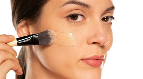 how to make foundation flawless.